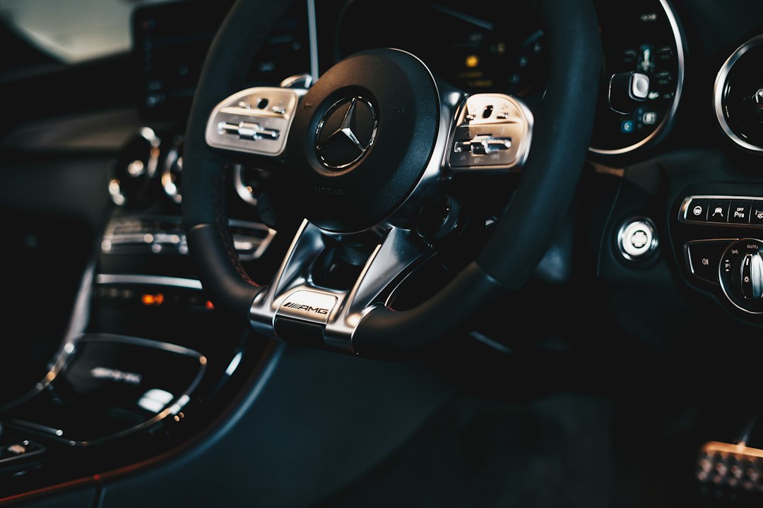 Volant et colonne de direction Mercedes-Benz